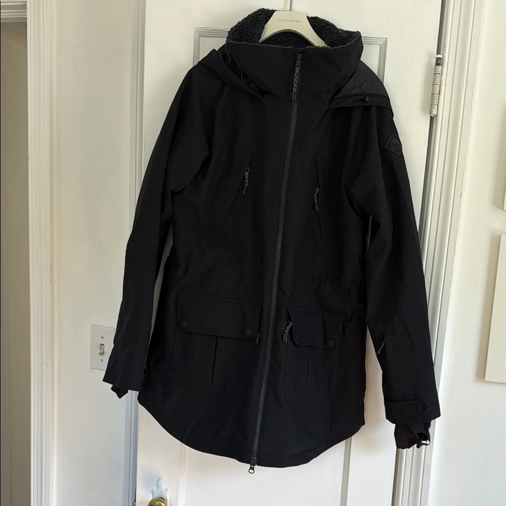 Burton Women's Black Snowboarding Jacket